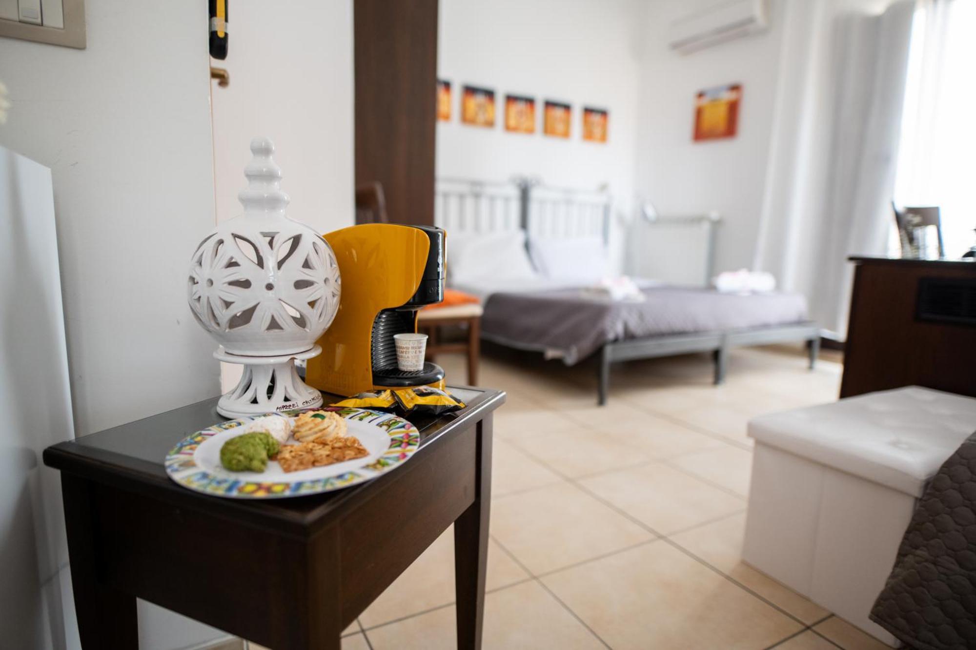 B&B Regina Carolina Caltagirone Kültér fotó