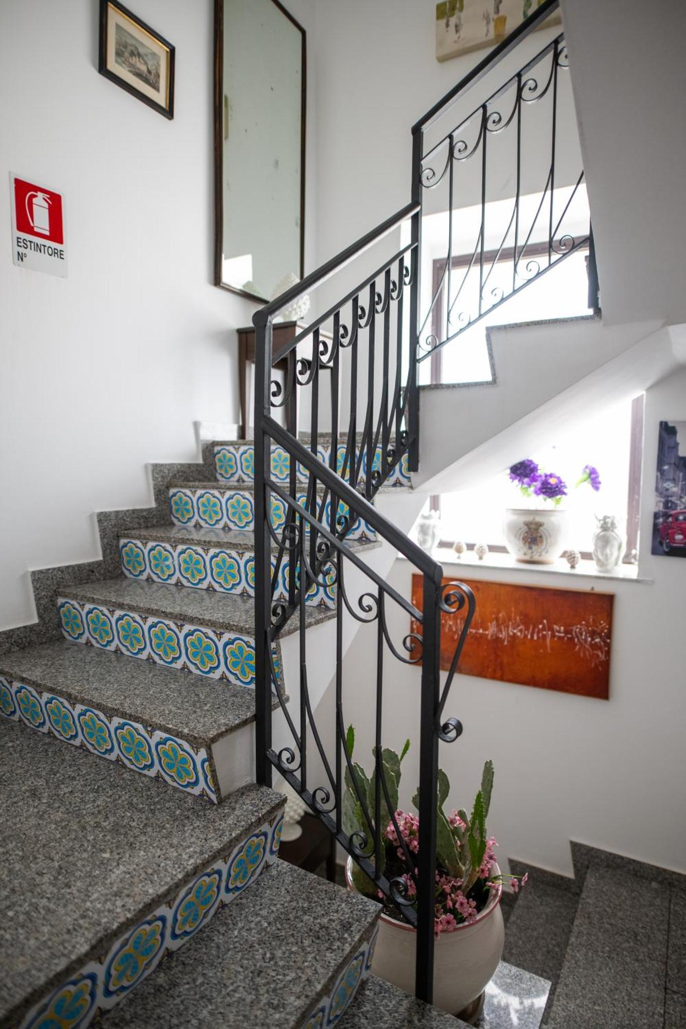 B&B Regina Carolina Caltagirone Kültér fotó